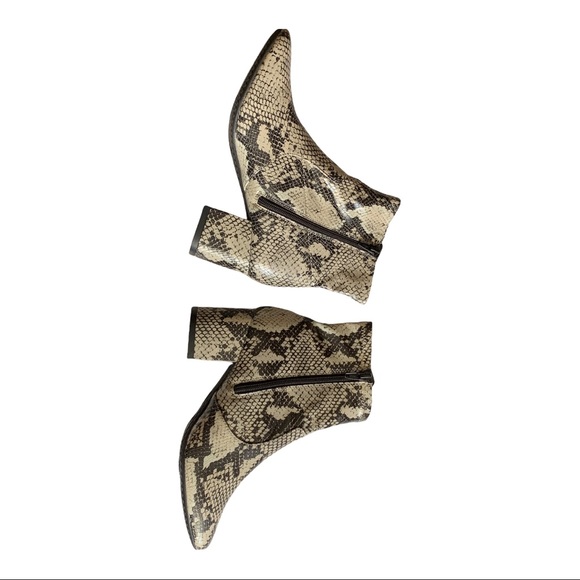 TIME AND TRU SNAKE PRINT BOOTS, SIZE 7.5 - Picture 14 of 14